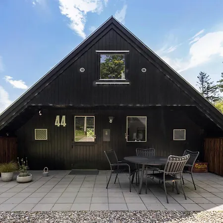 Holiday home Awesome In With Wifi Toftlund